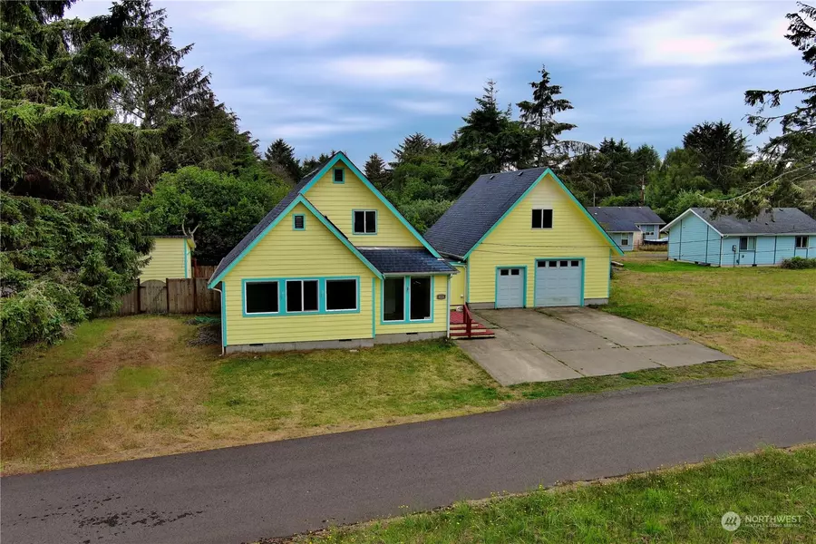 111 Vela ST SW, Ocean Shores, WA 98569