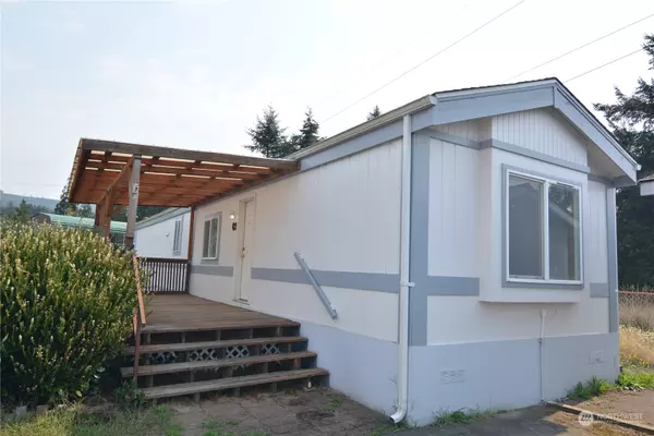 196 Jacobson RD #63, Cathlamet, WA 98612