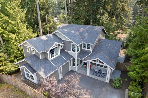 347 NE 180th ST, Shoreline, WA 98155