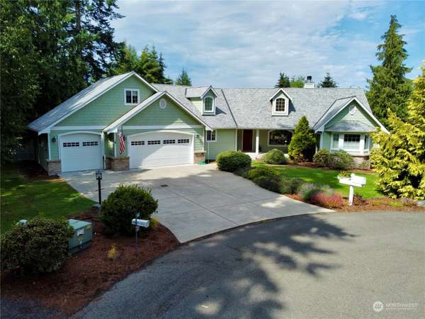 142 Charles WAY, Sequim, WA 98382