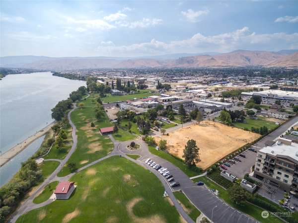 316 River Park AVE, Wenatchee, WA 98801