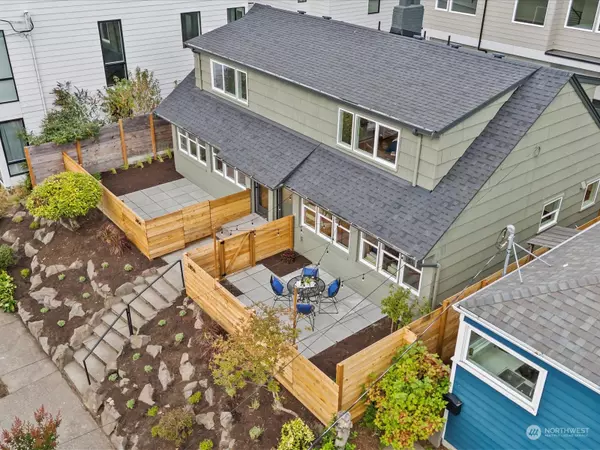 3854 Beach DR SW, Seattle, WA 98116