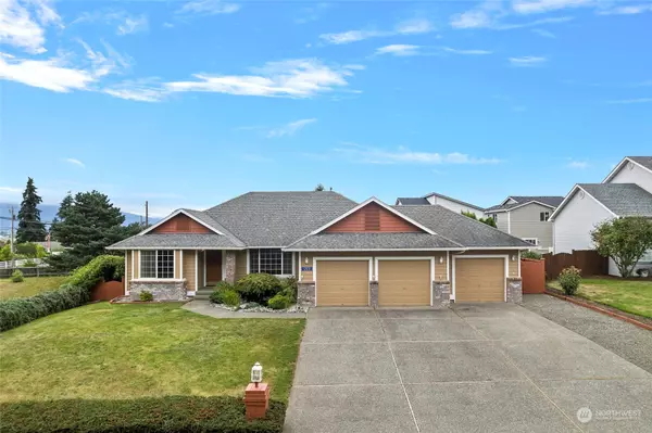 12031 Jacqueline DR, Burlington, WA 98233