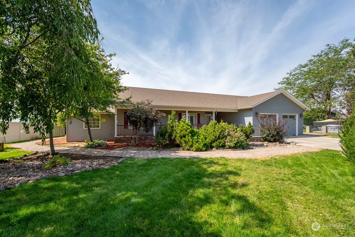 Moses Lake, WA 98837,4892 Bluff DR NE
