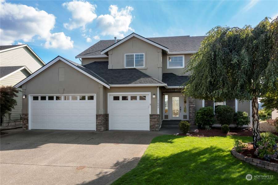 17603 Panorama BLVD E, Bonney Lake, WA 98391