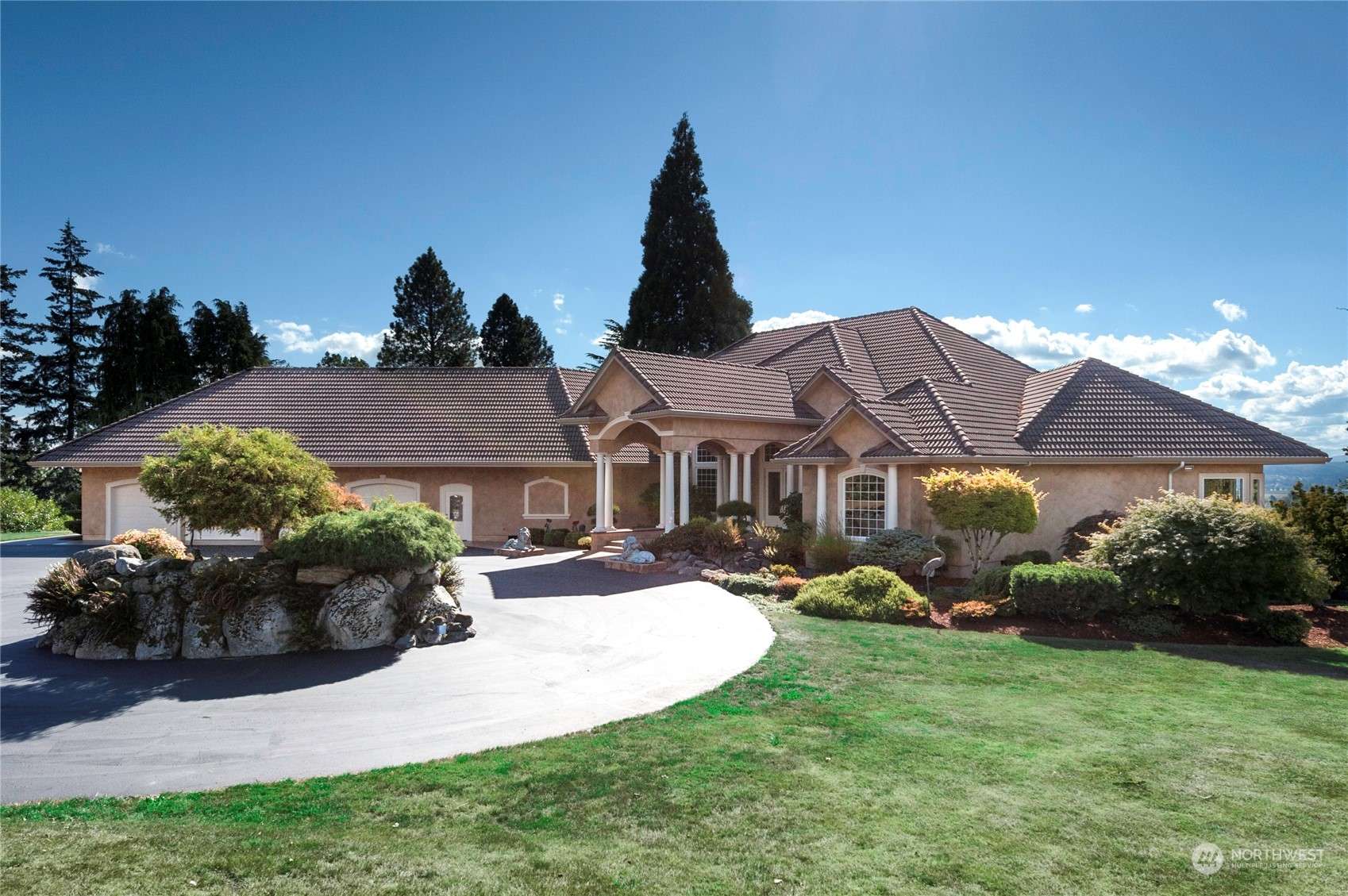 Woodland, WA 98674,39705 NW Cardai Hill RD