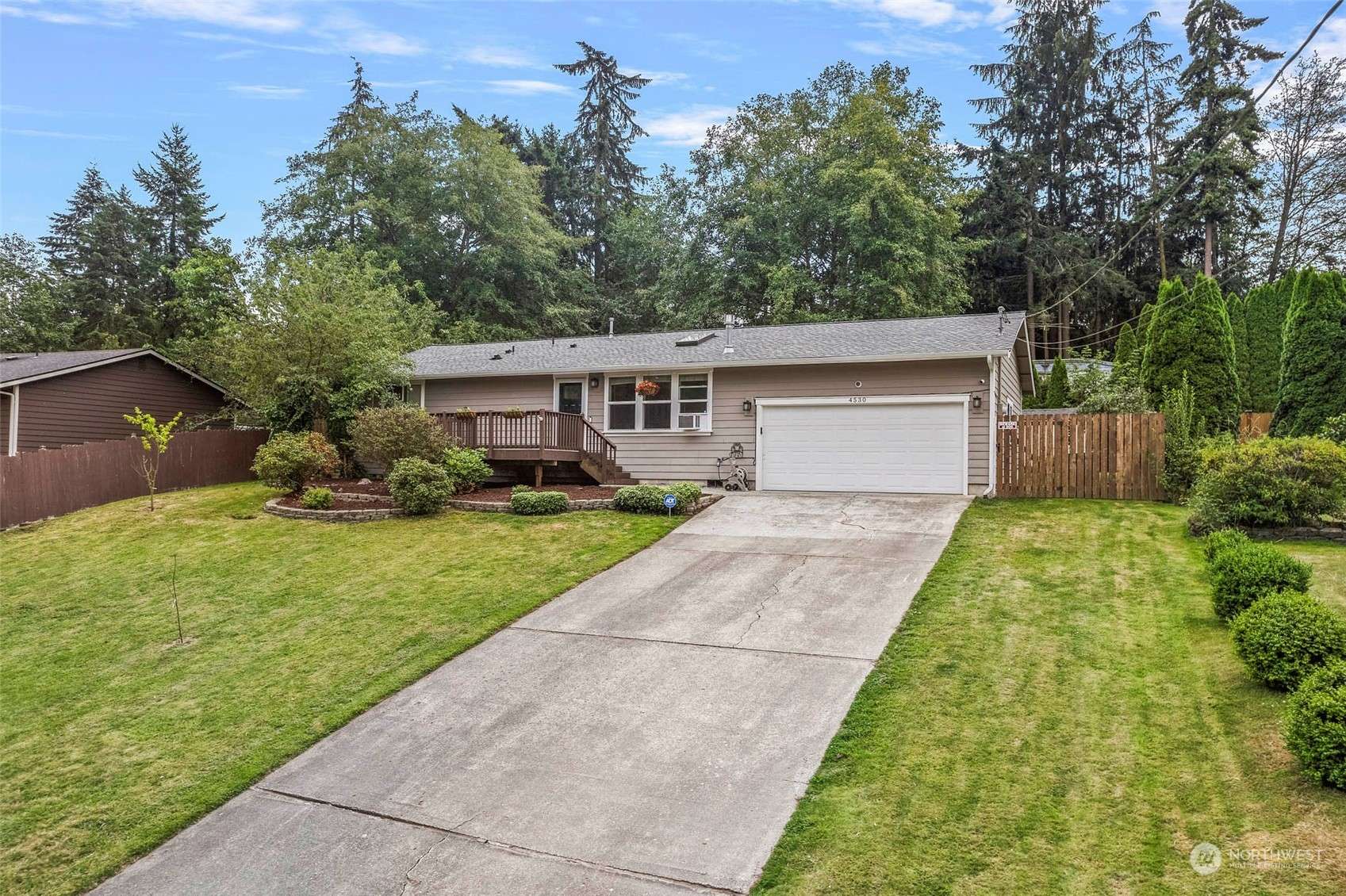 4530 Siesta PL, Oak Harbor, WA 98277