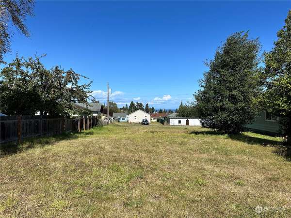 829 W 13th ST, Port Angeles, WA 98363