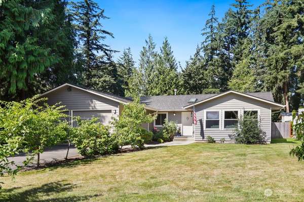 1373 Graham DR, Camano Island, WA 98282