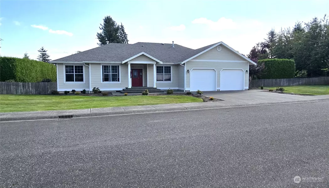 607 Chestnut CT, Everson, WA 98247