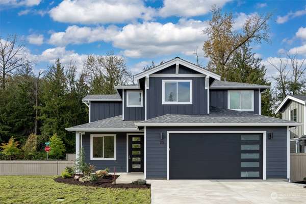 201 N 54th PL, Mount Vernon, WA 98273