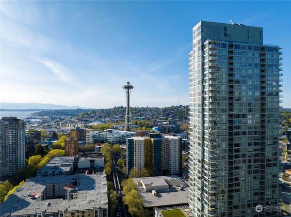 583 Battery ST #1008N, Seattle, WA 98121