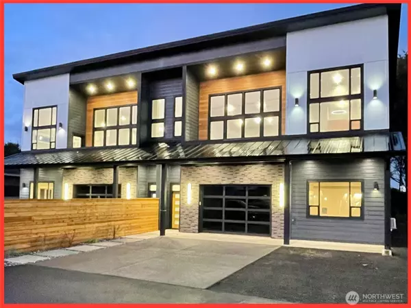 895 Minard AVE NW, Ocean Shores, WA 98569