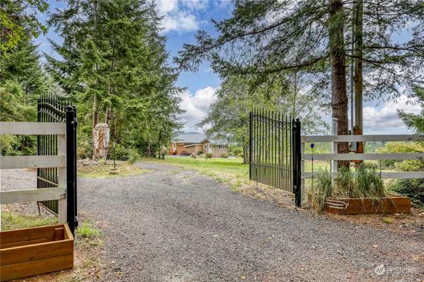 834 Hazel Point RD, Quilcene, WA 98376