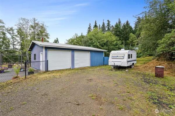 Raymond, WA 98577,1604 Harvard ST