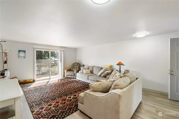 Spanaway, WA 98387,116 173rd ST S