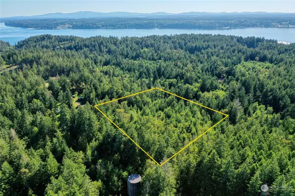 Lakebay, WA 98349,1415 208th AVE SW
