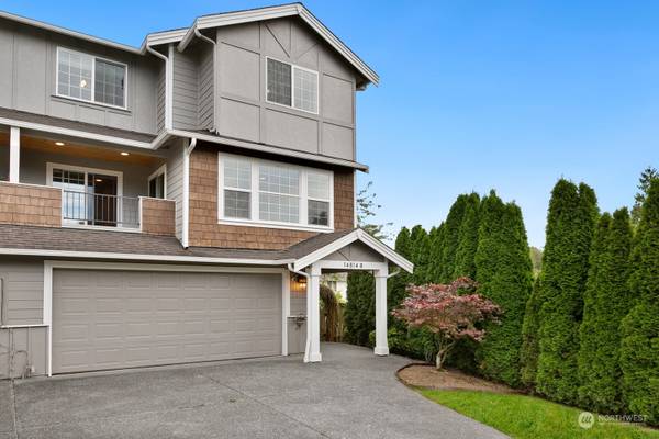 14814 11th PL W #B, Lynnwood, WA 98087