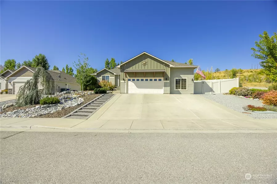 519 N Wilson ST, Chelan, WA 98816