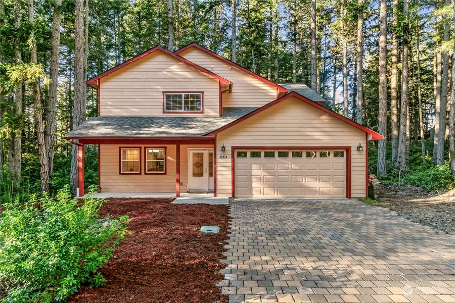 10514 Madrona DR, Anderson Island, WA 98303