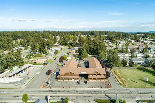 390 NE Midway BLVD #B201, Oak Harbor, WA 98277