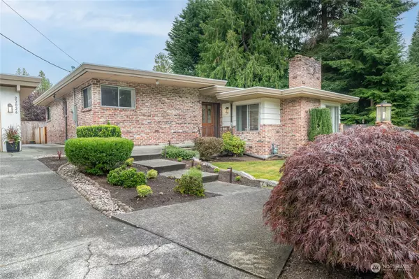 Edmonds, WA 98020,23026 102nd PL W