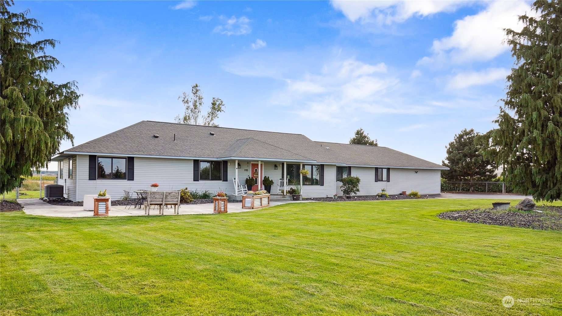 1015 S Leisure LN, Othello, WA 99344