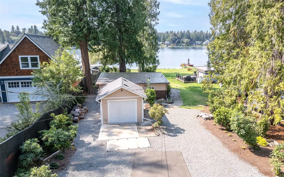 Kent, WA 98042,31039 E Lake Morton DR SE