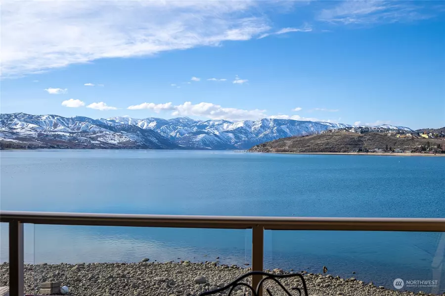 322 W Woodin Ave #523, Chelan, WA 98816