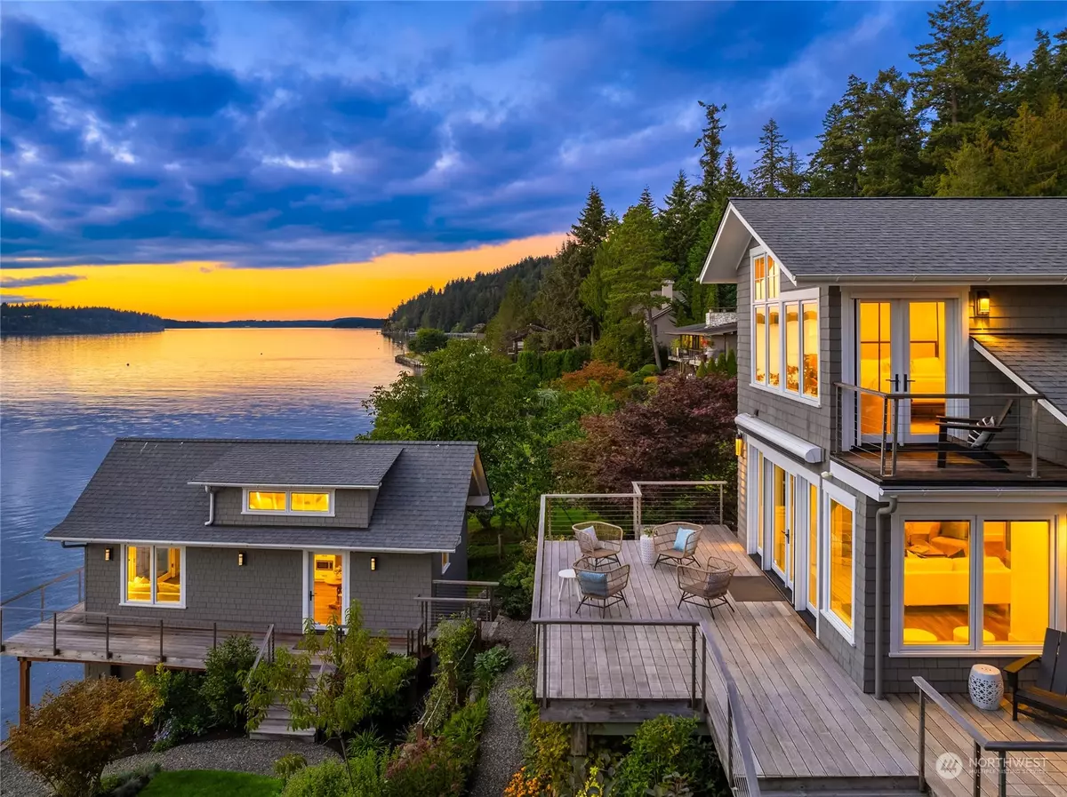 Bainbridge Island, WA 98110,5103 Crystal Springs DR NE