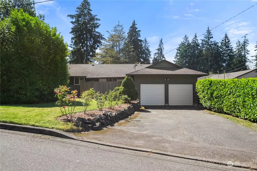 30045 5th AVE SW, Federal Way, WA 98023