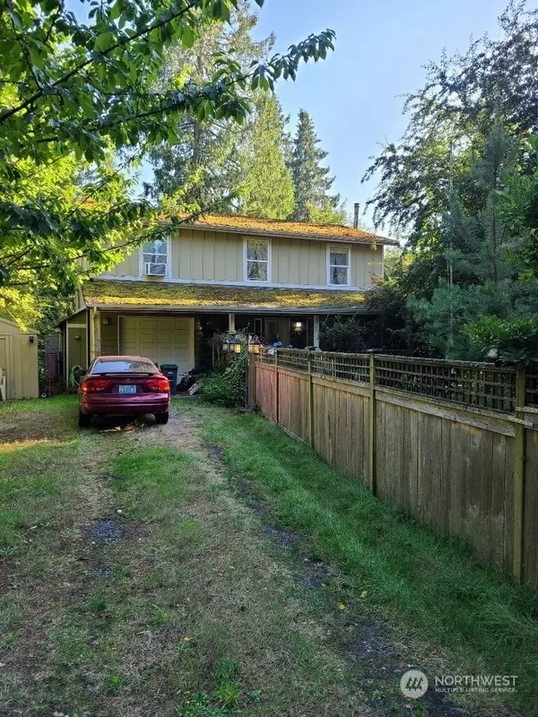 3635 Gamble ST, Clinton, WA 98236