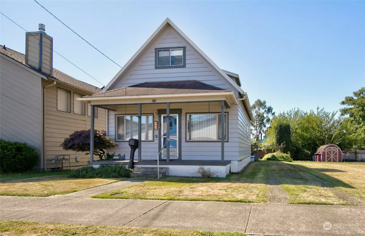 Hoquiam, WA 98550,318 J ST