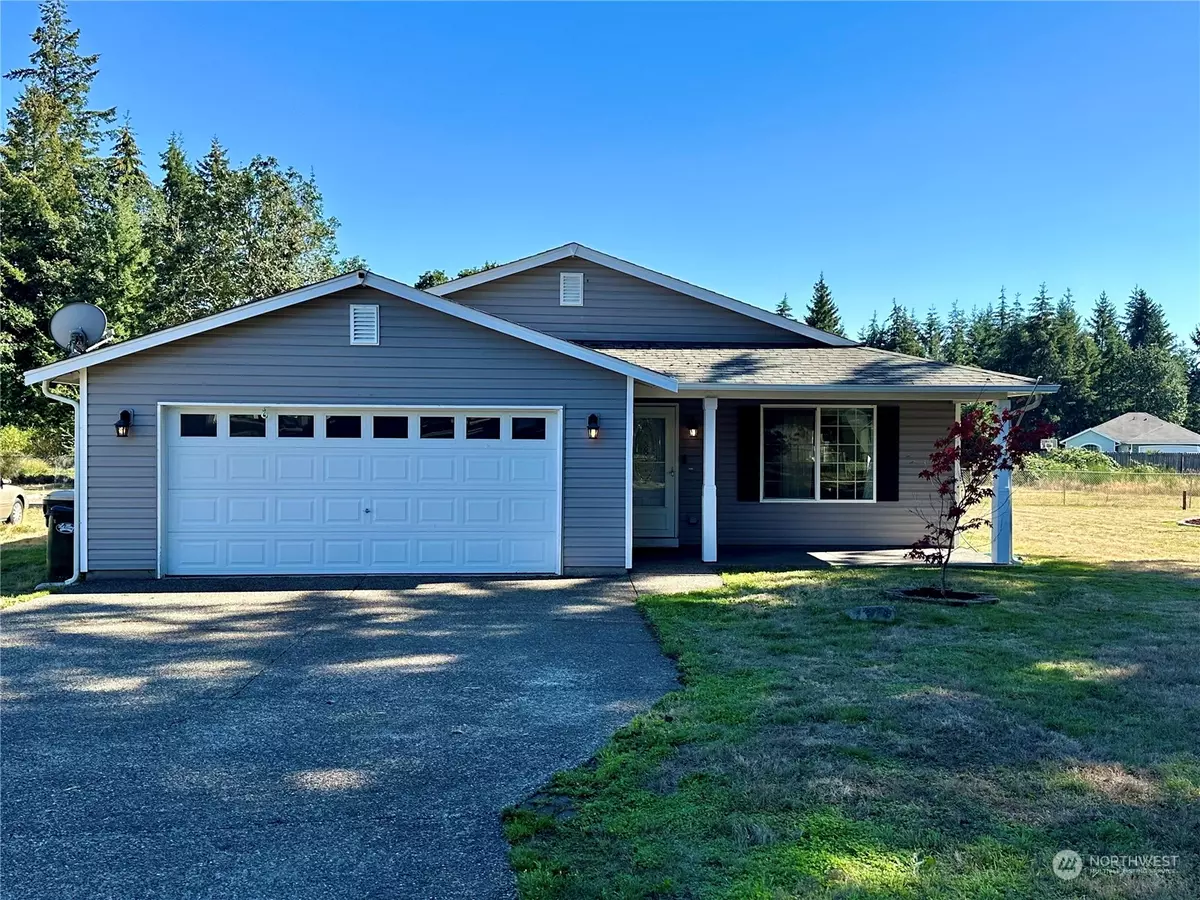 Rainier, WA 98576,104 Alpine CT SE