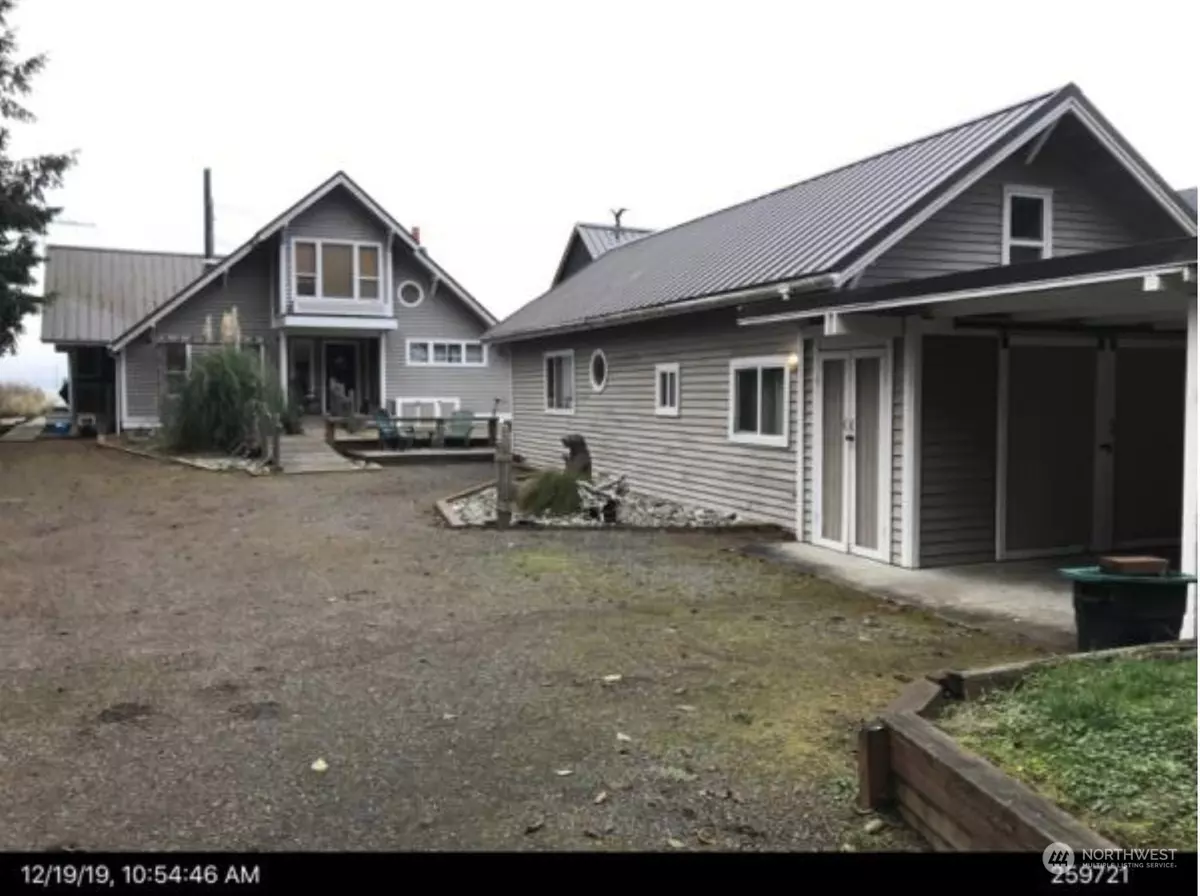 Freeland, WA 98249,5890 Mutiny Bay RD
