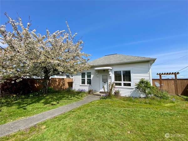 335 E Twelfth, Port Angeles, WA 98362