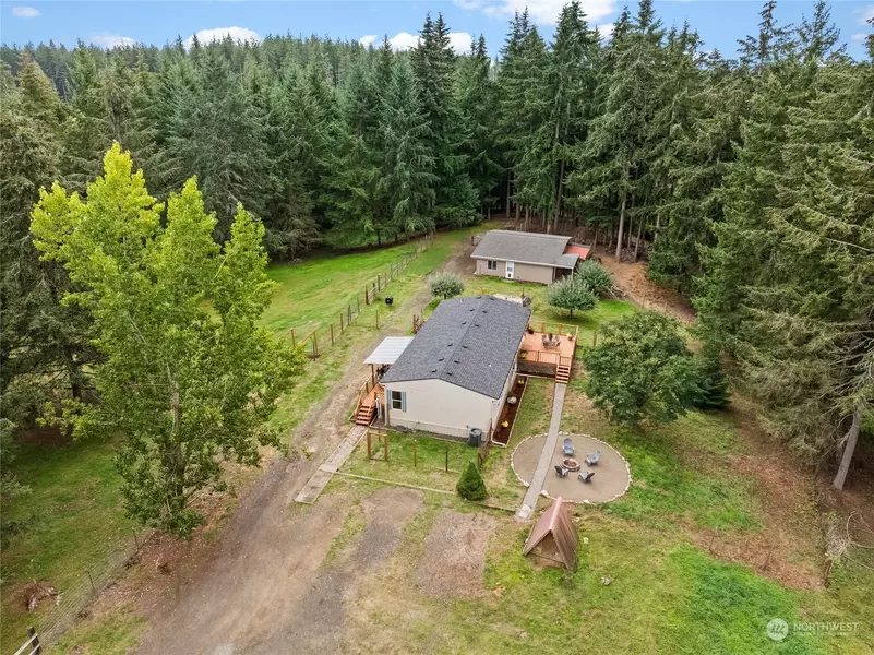 5522 SW Paradise LN, Port Orchard, WA 98367