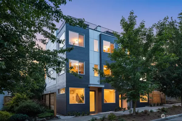 6021 42nd AVE SW #C, Seattle, WA 98136