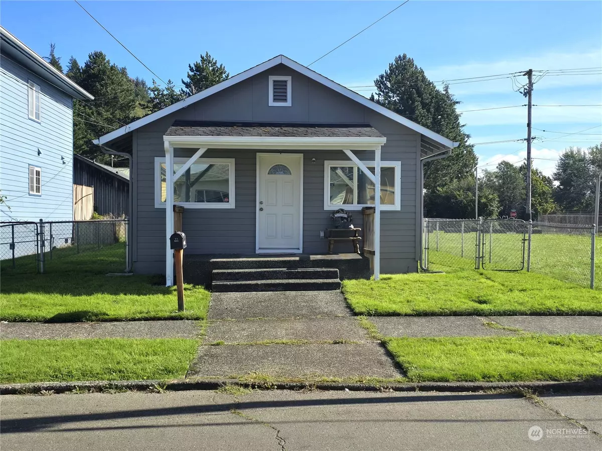 Aberdeen, WA 98520,1003 E 1st ST