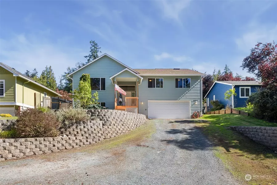 4857 Reindeer RD, Freeland, WA 98249