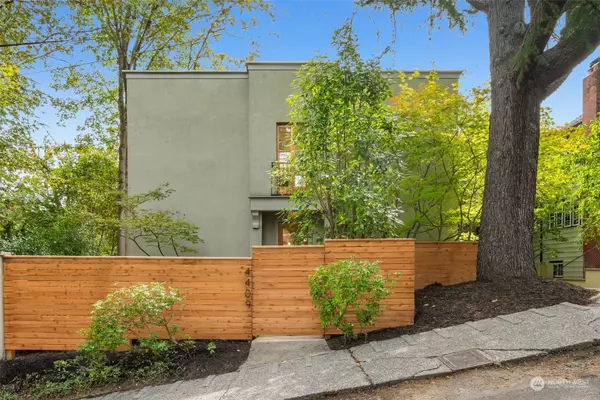 4409 S Alaska ST, Seattle, WA 98118