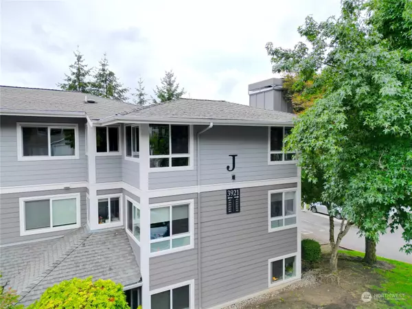 3921 243rd PL SE #J301, Bothell, WA 98021