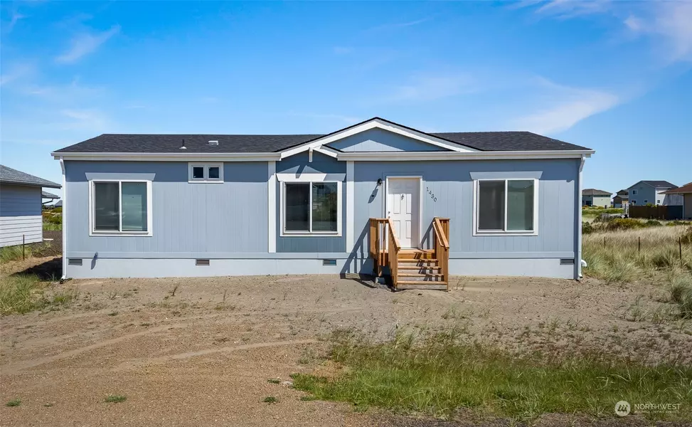 1430 Ocean Shores BLVD SW, Ocean Shores, WA 98569