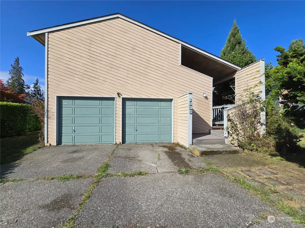 Port Angeles, WA 98362,1836 Harbor Crest PL