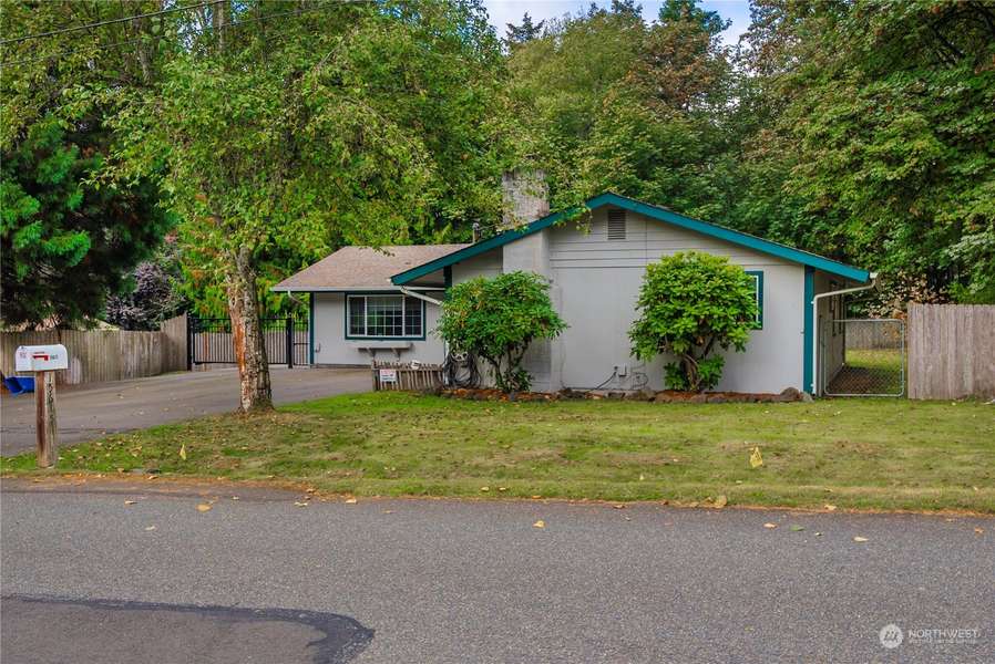 15615 203rd AVE SE, Renton, WA 98059