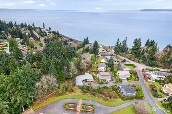 8038 Cyrus PL, Edmonds, WA 98026