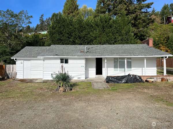 27191 N Highway 101, Hoodsport, WA 98548