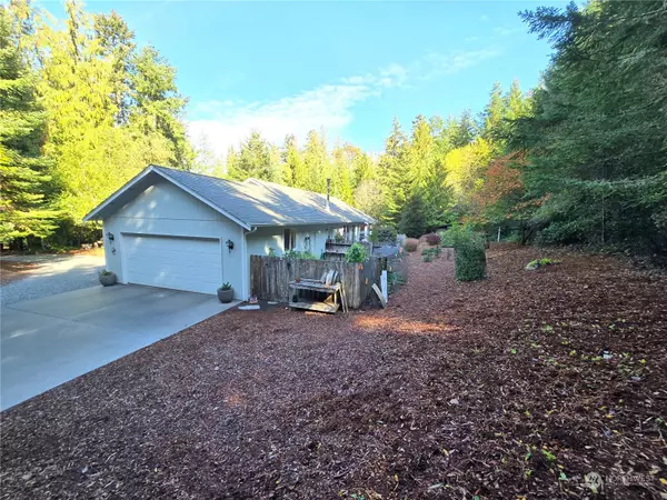 Sequim, WA 98382,152 Buck Loop RD