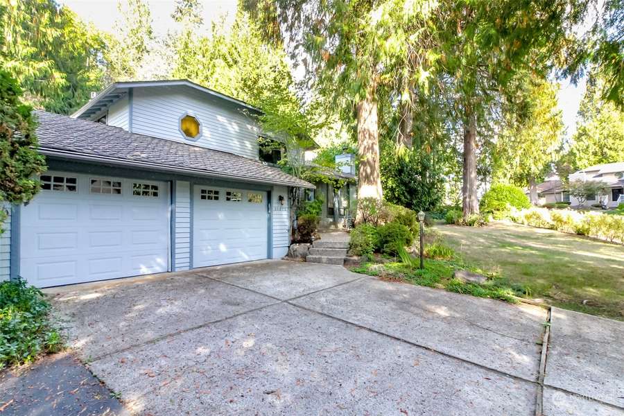 21012 SE 258th ST, Maple Valley, WA 98038