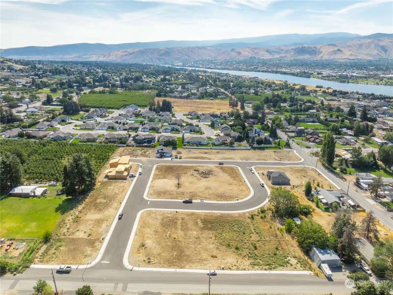 154 33rd   (Lot 22) ST NW, East Wenatchee, WA 98802